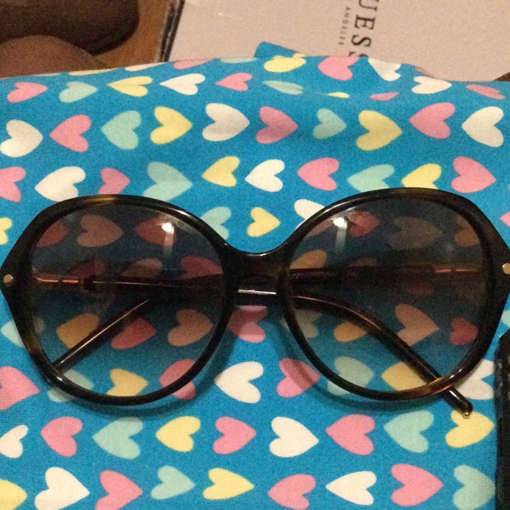 Stylish Black Sunglasses